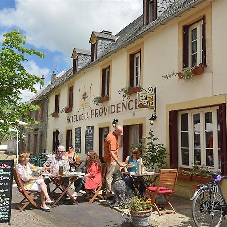 Auberge De La Providence Saint-Donat Bagian luar foto