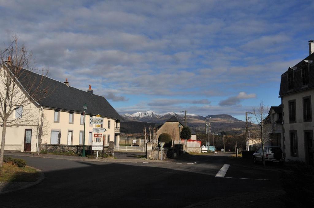 Auberge De La Providence Saint-Donat Bagian luar foto
