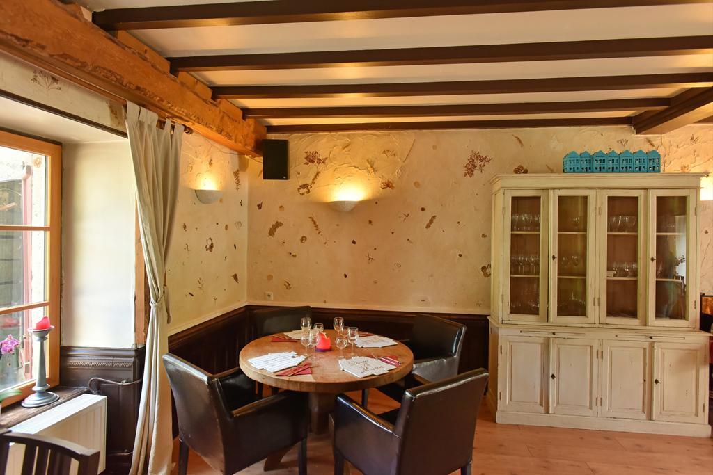 Auberge De La Providence Saint-Donat Bagian luar foto